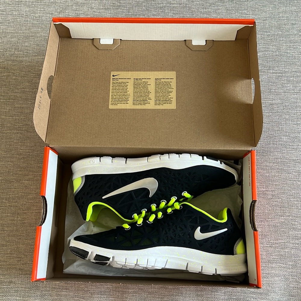 NIKE SHOES | women 6.5